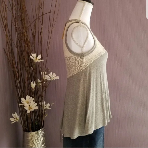 REWIND Grey & Off White Lace Swing Casual Top NWT - Picture 4 of 9